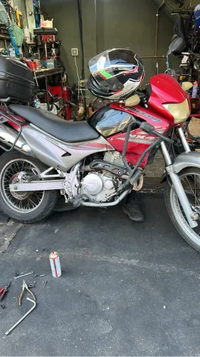 NX4 Falcon 400cc 2008 - Impecável! Motor Novo e Revisada