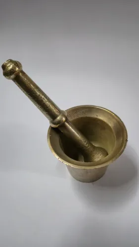Pilão antigo bronze maciço