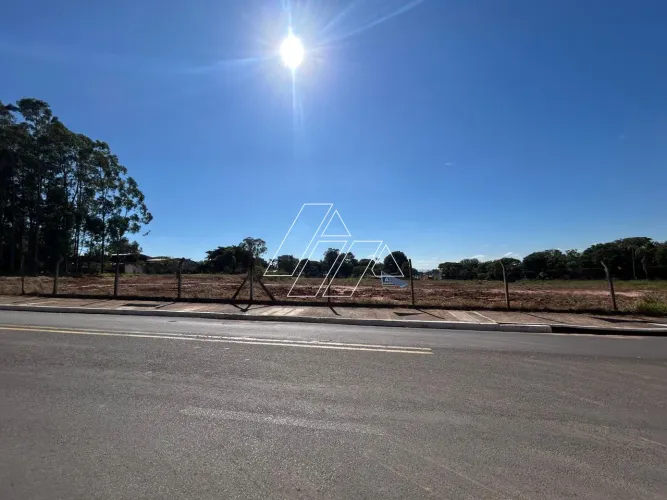 Área para locação no bairro Palmital Marília/SP