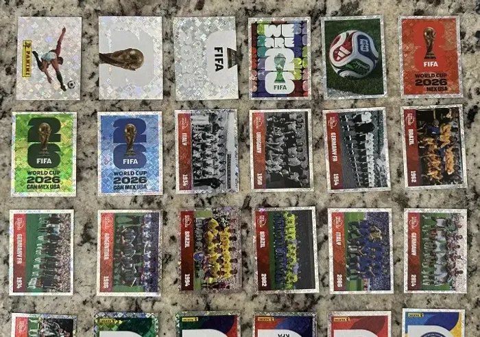 Kit Completo Com 68 Figurinhas Brilhantes Copa 2026