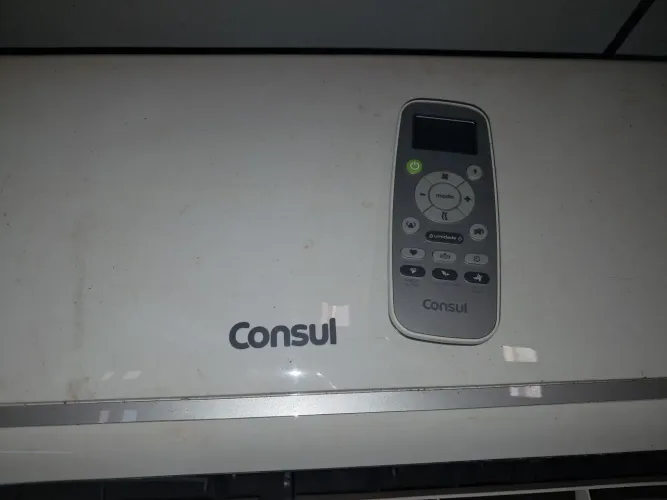 Ar condicionado 22.000 btus inverter com defeito