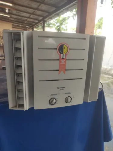 Ar condicionado 10.000 BTU springe Medial