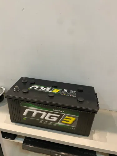 Vendo bateria 150 amperes