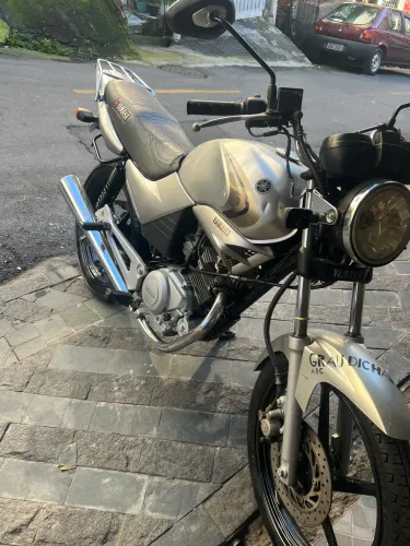 Vendo ybr 125 2006