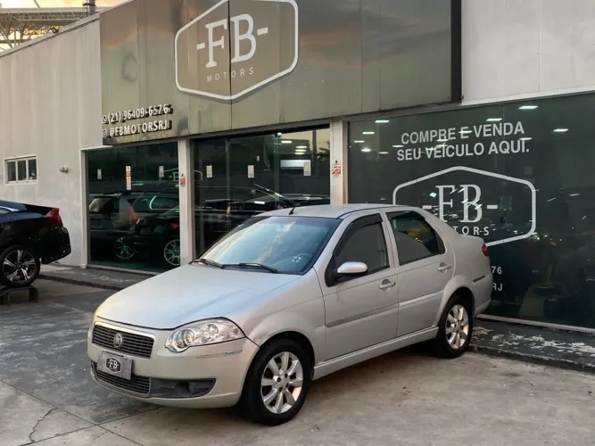 Fiat Siena HLX 1.8 MPI Flex 8V 4P 2010