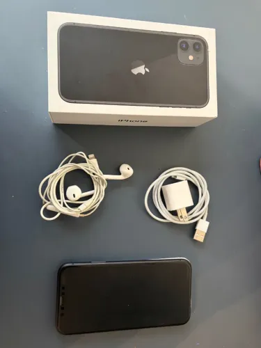 Iphone 11 preto - 64gb