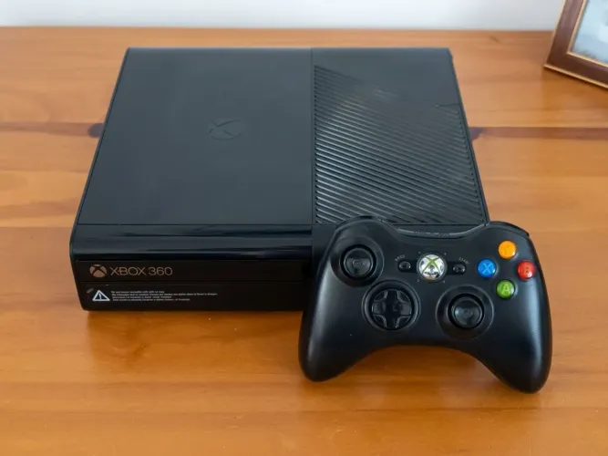 XBOX 360 + JOGOS
