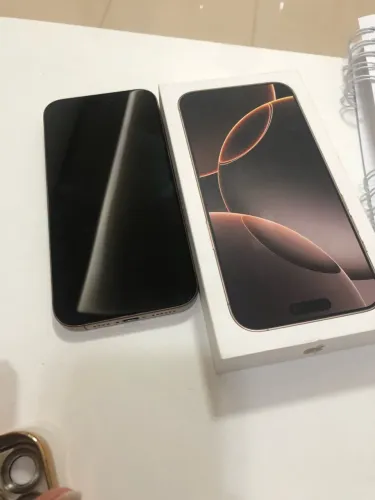 Iphone 16 Pro Max Sem marcas de uso semi novo