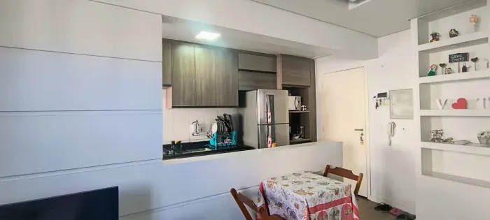 Apartamento a venda 2 dorms, uma vaga coberta em Taboão da Serra - SP