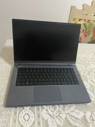 NOTEBOOK AVELL A60 MUV