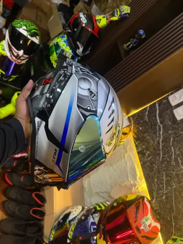 Capacete agv pista gp r