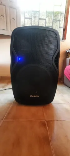 Caixa de Som Amplificada Boötes BDA-1515 - Excelente Estado Vendo caixa de som amplificada