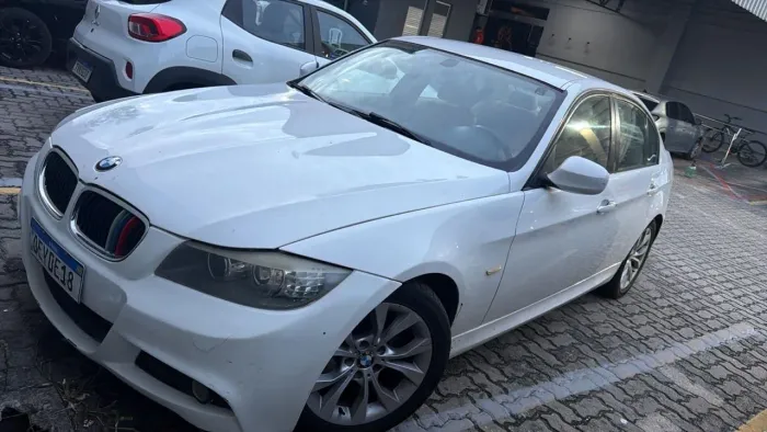 BMW 318I A 2.0 16V 136cv 5P 2012