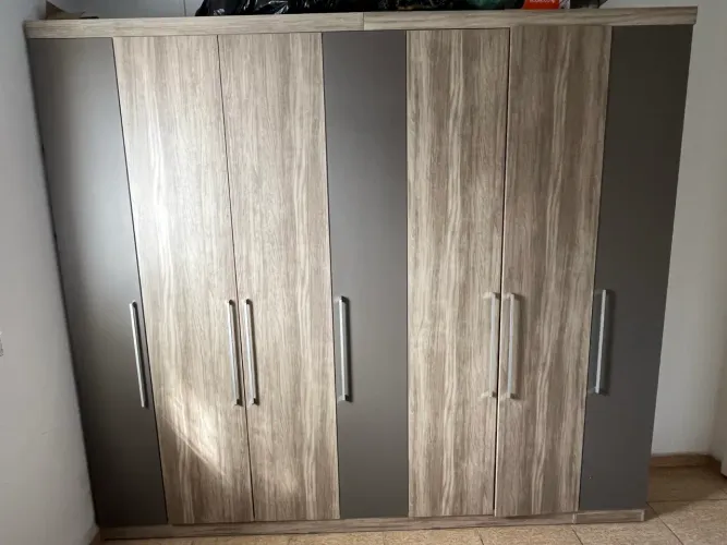 Guarda Roupa 7 portas