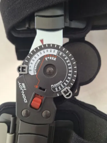 Articulador para joelhos pos operatório Donjoy seminovo