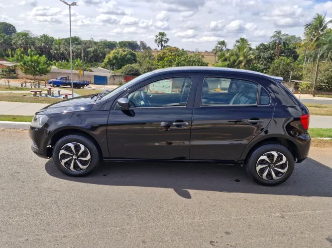Volkswagen Gol Geração V 1.0 8V MI Total Flex Mec. 4P 2013