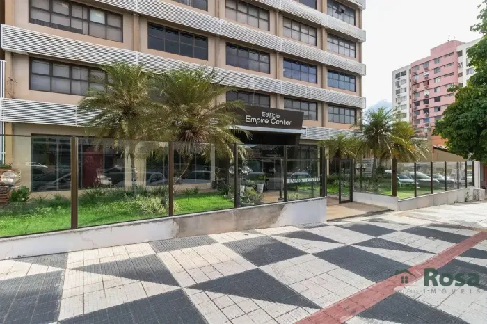 Sala comercial para Venda, Localizado na Avenida do CPA, Cuiabá.