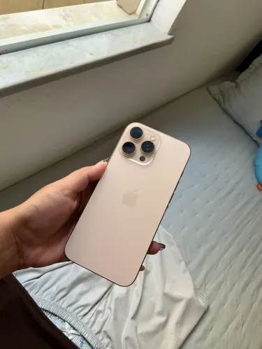 IPHONE 16 PRO MAX