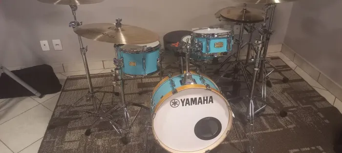 Bateria yamaha stage custom Hip