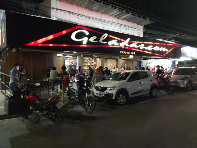 Vendo distribuidora e bar