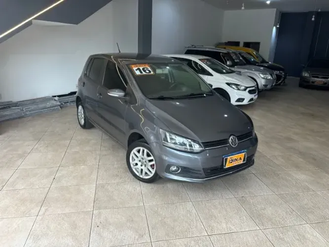 Volkswagen Fox Trendline 1.0 Flex 12V 5P 2016