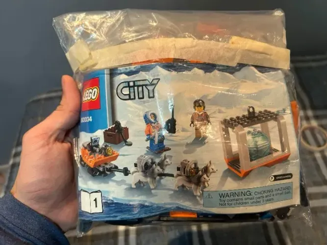 Lego City Helicóptero com Grua do Ártico 262 peças