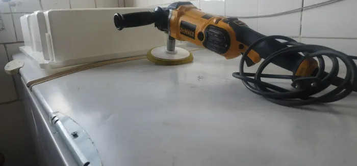 Politriz dewalt 750 reais 