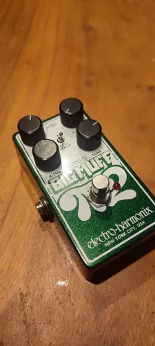 Electro-Harmonix Big Muff Bass Pi 2 Fuzz