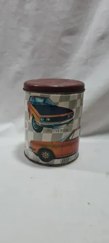 Lata Vintage Decorativa Com Temática Automobilística