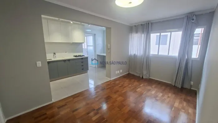 Apartamento com 02 quartos e 01 vaga de garagem na Vila Mariana
