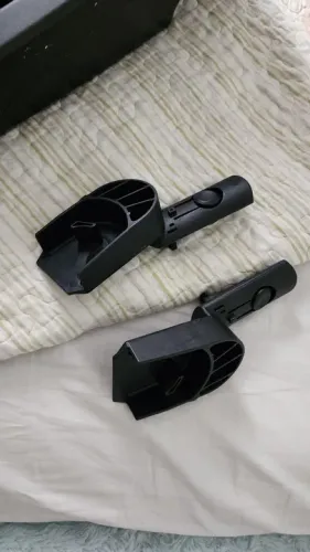 Par de Adaptadores para Bebê Conforto Quinny