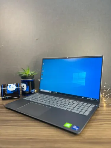 Notebook Dell Inspiron 15 Intel core i7-11th 16GB 500GB SSD (Seminovo impecável)