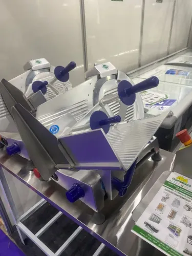 Cortador de frios - glp 300 marca gural