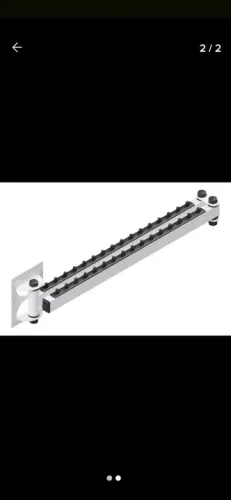 Varal cabideiro articulado de parede branco. NOVO