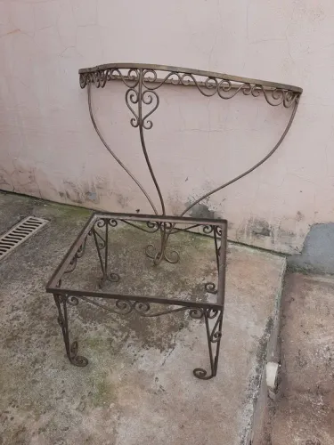 Mesinha e aparador em ferro artesanal