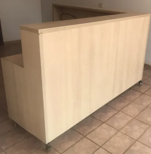 Balcão Novo para Recepção de Empresas, Lojas, Hospitais, Clínicas, Comércio em Geral.