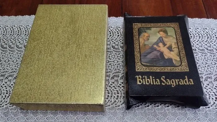 Bíblia Antiga Edição Barsa 1966 com caixa original