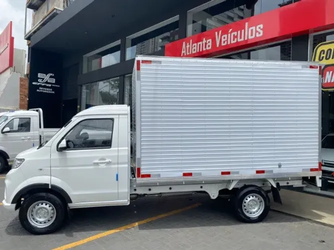 Conheça o TLux T30 0KM