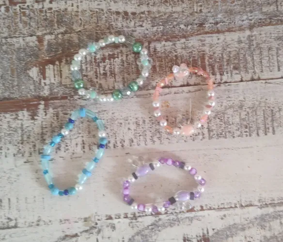 Conjunto de Pulseiras de miçangas coloridas