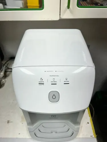 PURIFICADOR ELECTROLUX - QUENTE/ NORMAL/ GELADA