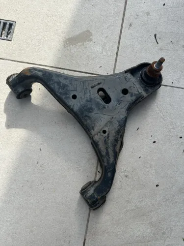 Balança inferior suspensão Ranger 2012 a 2019