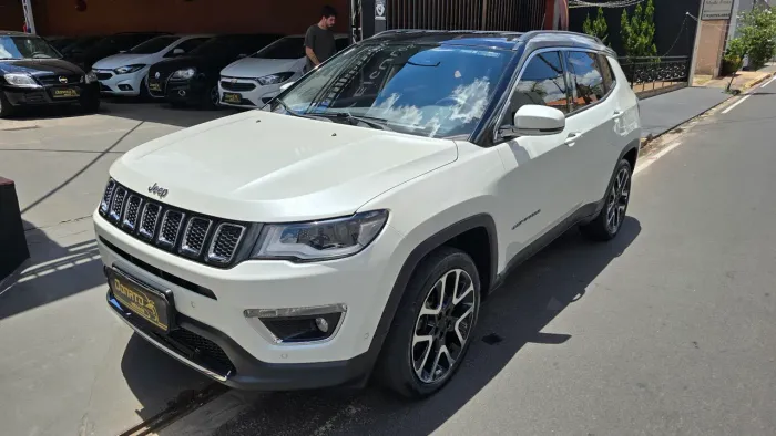 Compass Limited 2019 flex branco perolizado baixo km