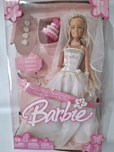Barbie Noiva na Caixa - item de colecionador (usada poucas vezes, em perfeito estado)