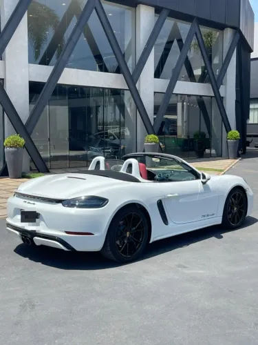 Porsche 718 Boxster 2.0 300cv 2024