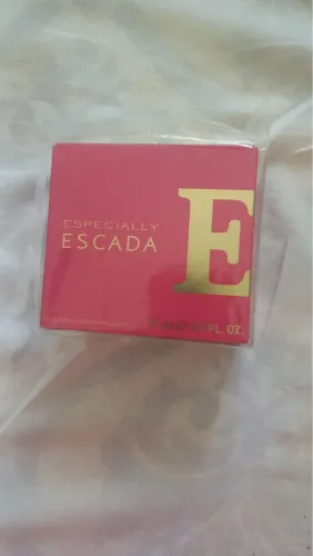 Perfume feminino Escada Especially Escada