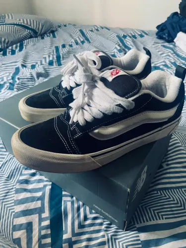 Tênis Vans Knu Skool Original tamanho 40