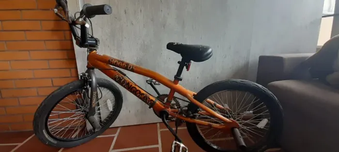Bicicleta free style moongose aro 20