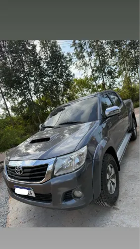 Toyota Hilux CD SRV D4-d 4X4 3.0 TDI Diesel AUT 2012