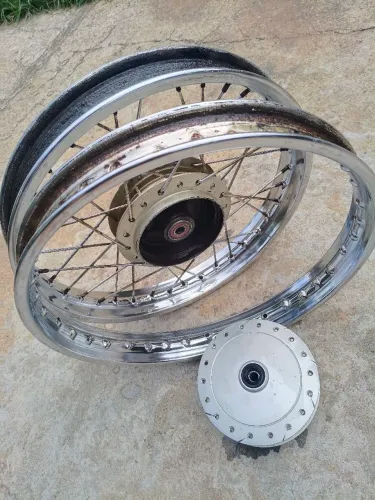 Rodas originais Honda 150 Passo Cartão