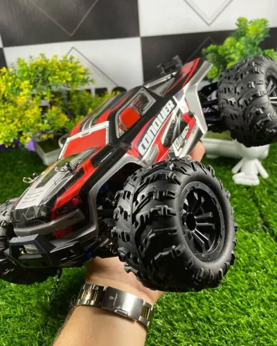 Carro Conquer 50km - 4x4 Off-Road de Alta Performance